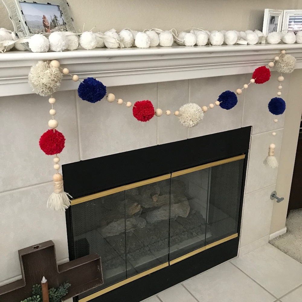 Pom Pom Garland RED WHITE BLUE